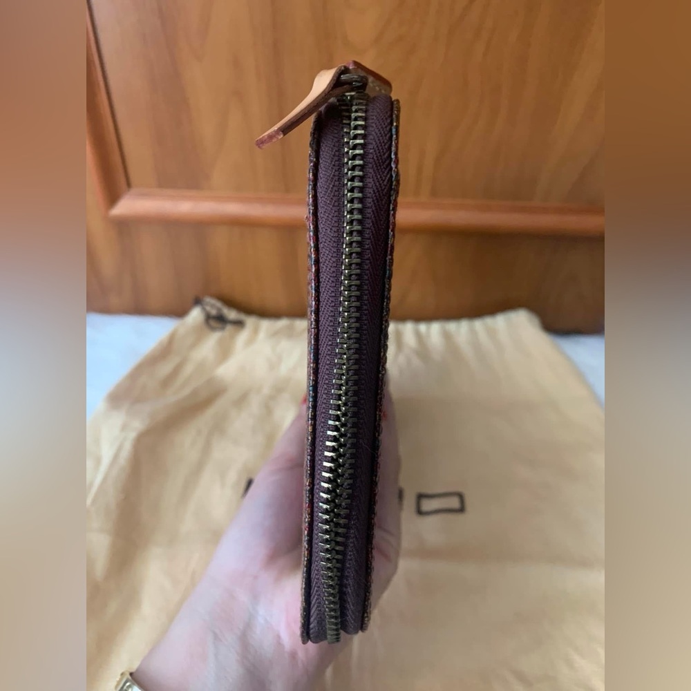 Beautiful ETRO Organizer in PVC and Leather, Bordeaux♥️ - Picture 10 of 16